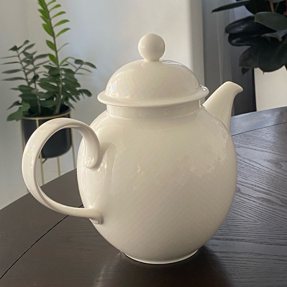 Villeroy and Boch Vintage TIPO White Tea Coffee Pot and Lid Germany - Picture 4 of 7